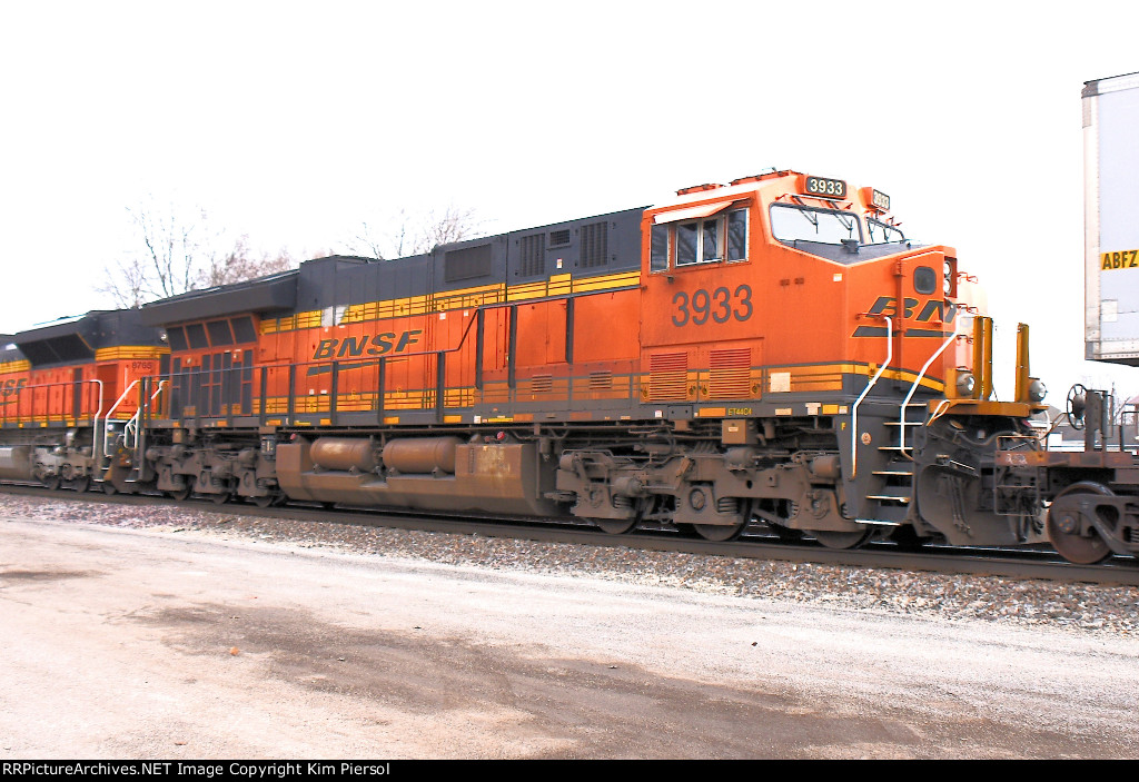 BNSF 3933 Pusher